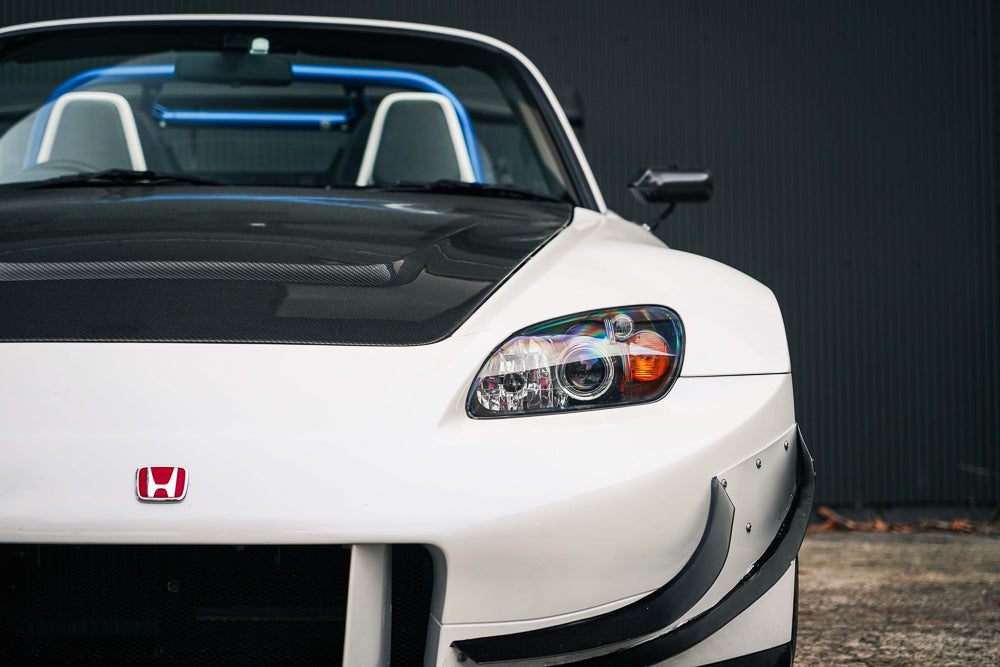 2002 Honda S2000 (Amuse R1)