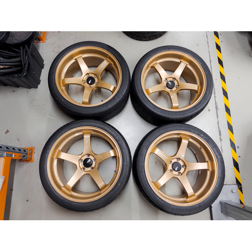 (Like New) Advan GT 20x10.5+24/20x11+0 5x114.3 (Gold)