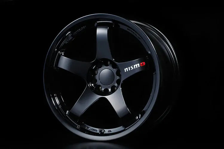 RAYS Nismo LMGT4 Wheel 18x9 +22 5x114.3