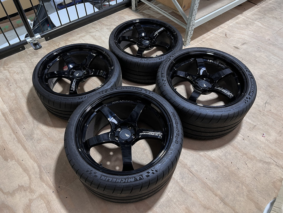 (Used) Advan GT Gloss Black 20x9 +40 / 20x11 +43 5x112