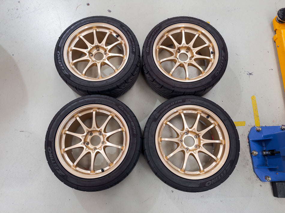 (Used/Near New) RAYS Volk Racing CE28SL 17x9+22 5x114.3 (Gold)