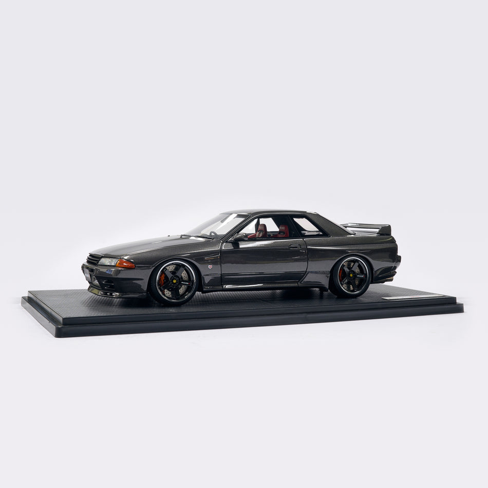 Ignition Model Nismo R32 GT-R 1:18 Resin Model (Grey)