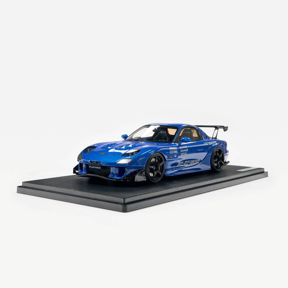 Ignition Model RE-Amemiya RX-7 FD3S 1:18 Resin Model (Blue)
