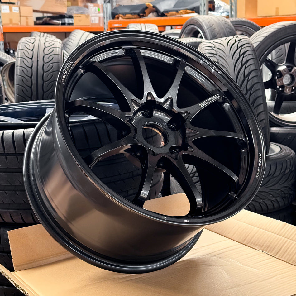 RAYS Volk Racing CE28 N-PLUS 18x10+40 5x120 (MM - Diamond Dark Gunmetal)