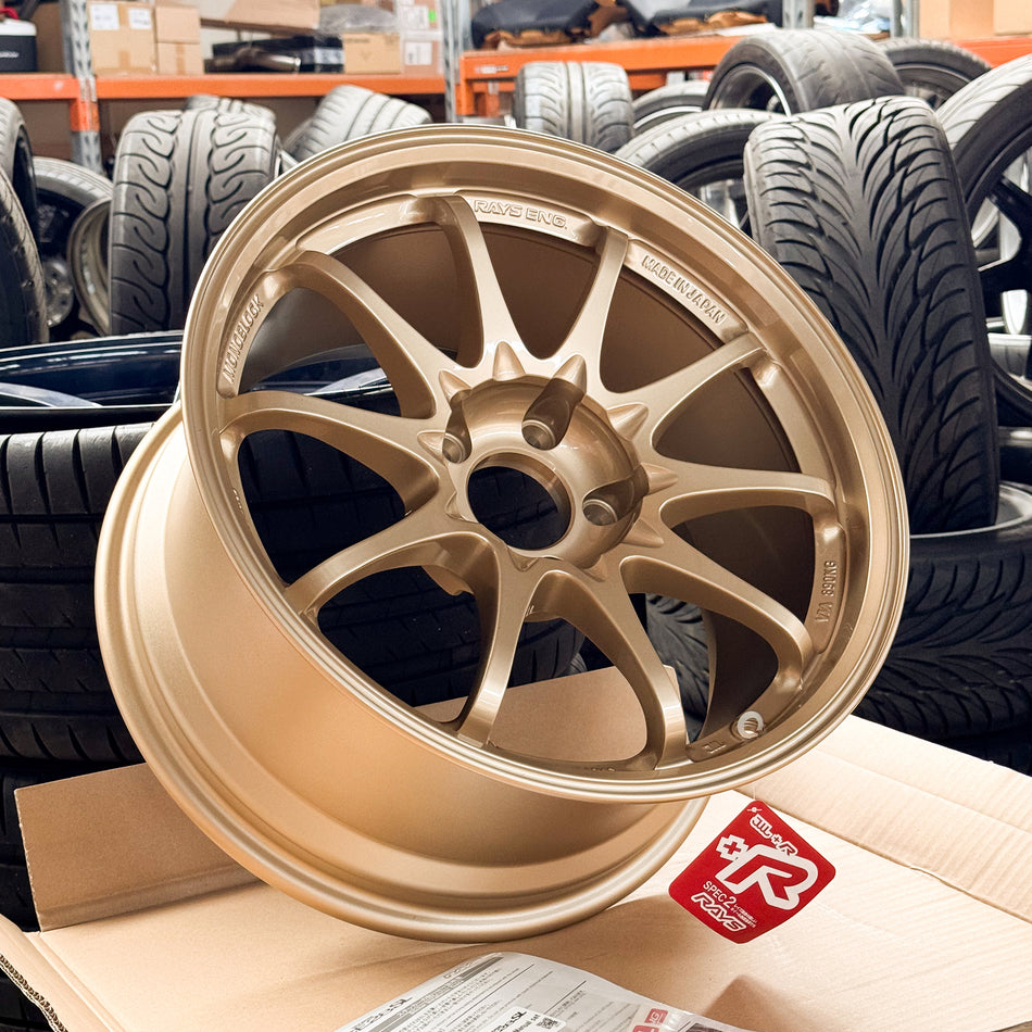 RAYS Volk Racing CE28SL 17x9+22 5x114.3 (GO - Gold)