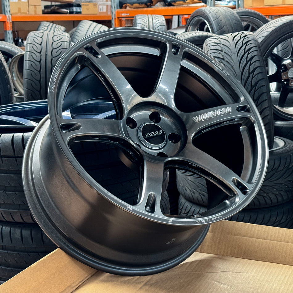 RAYS Volk Racing TE3037 6061 19x10.5+15 5x114.3 (Discontinued)(FS - Formula Silver)