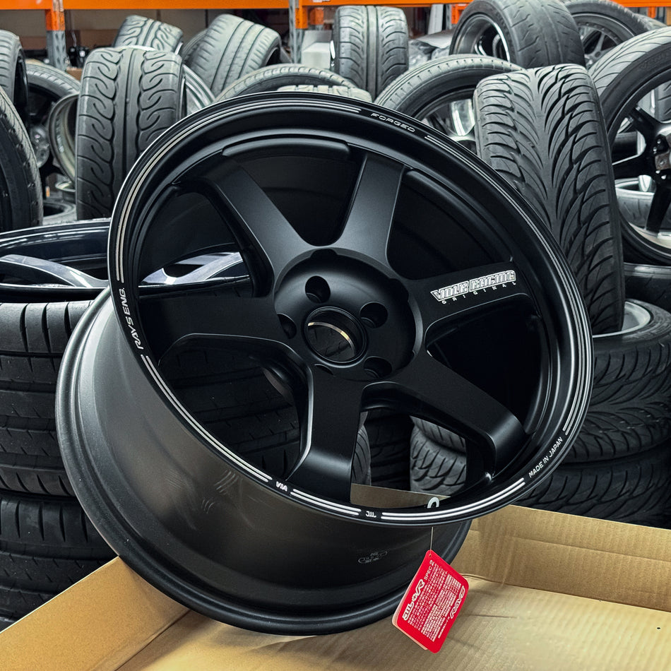 RAYS Volk Racing TE37 Ultra Track Edition II 19x10.5+12 5x114.3 (BC - Blast Black)
