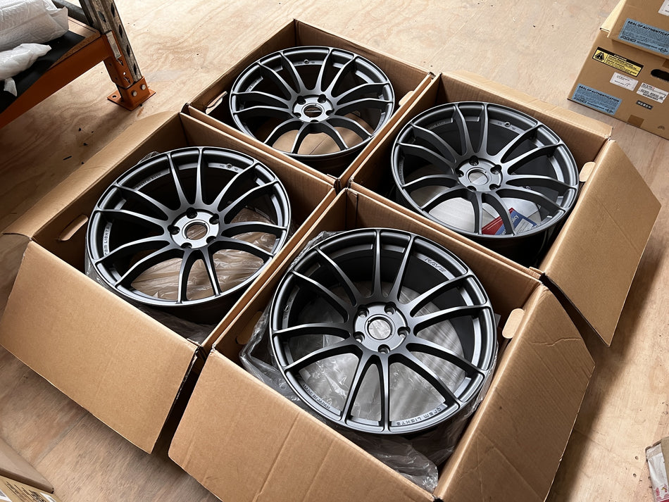 (Brand New) RAYS Gram Lights 57Xtreme 19x8.5+38 5x114.3