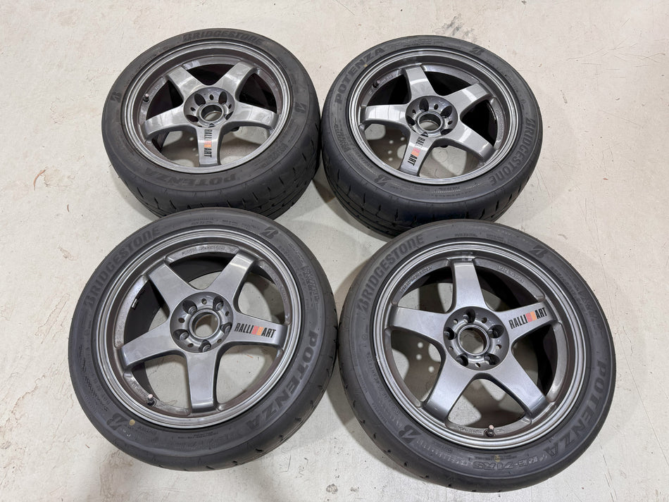 (Used) RAYS Ralliart Evolution R-01 17x8.5+30 5x114.3 + Bridgestone RE71RS 235/45/17