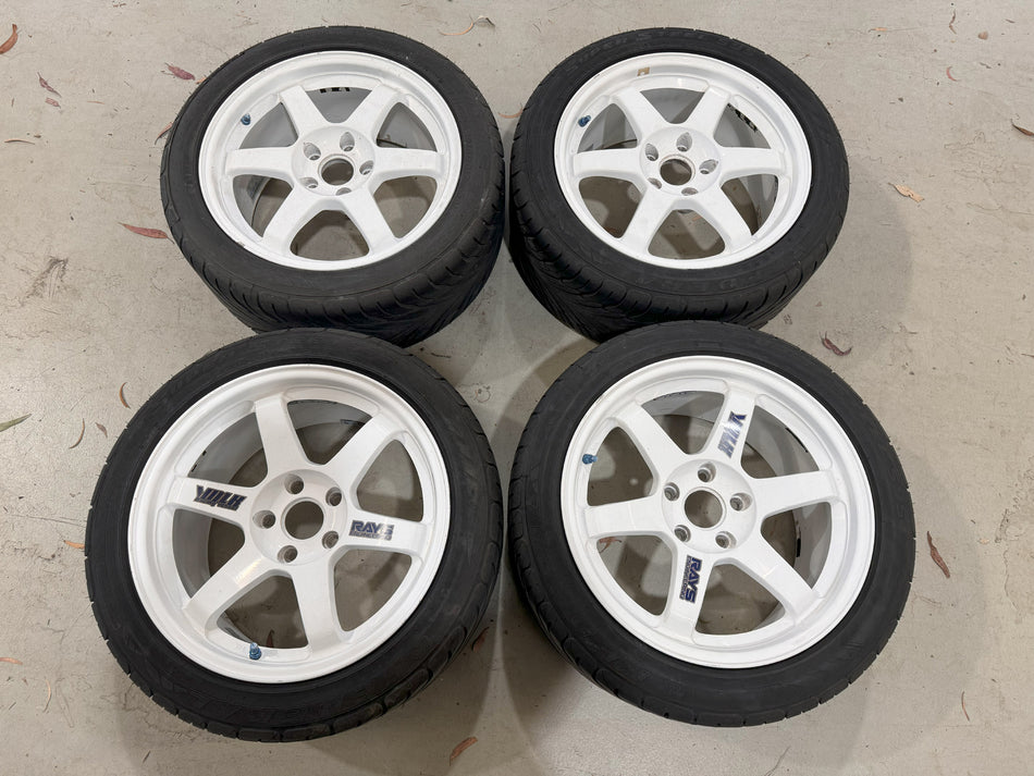 (Used) RAYS Volk Racing TE37 17x8.5+40 / 17x9.5+28 5x114.3